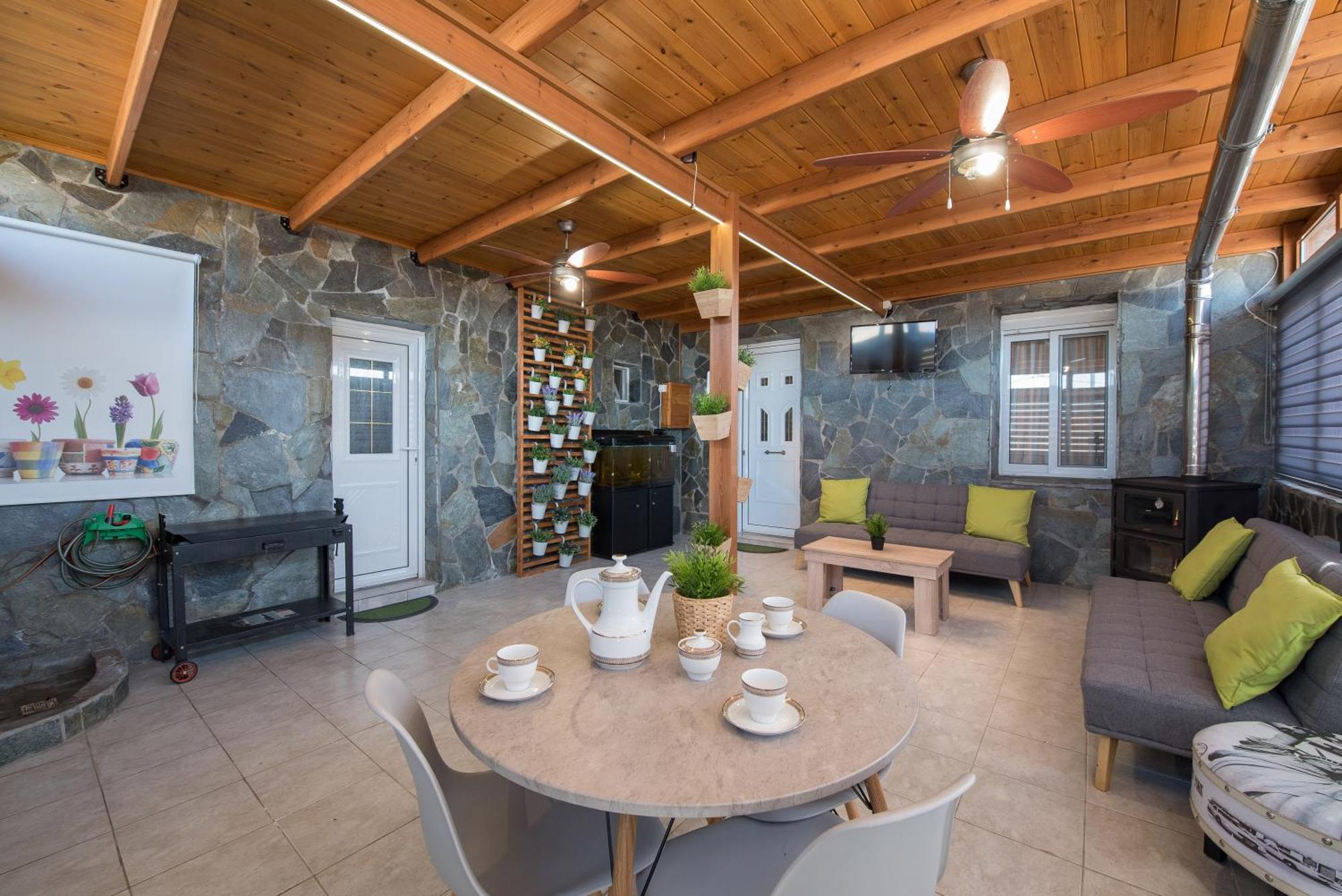 Sioutis House Apartment Soroni Bagian luar foto